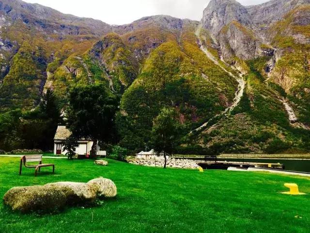 32.webp.jpg 51影院