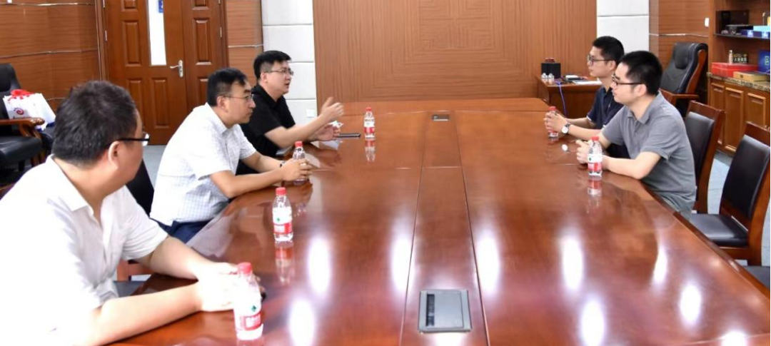 高校2.png 51影院